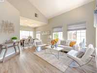 House 1246264382