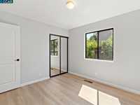 House 1283946372