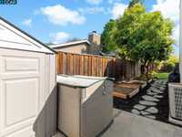 House 1283946380