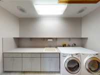 House 1265985216