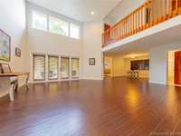 House 1284766539