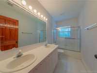 House 1284766634