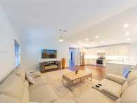 House 1284766517