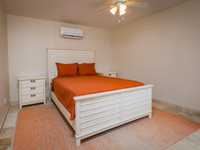 House 2564614437