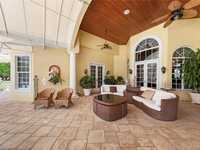 House 1295792158
