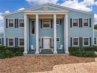 House 1322768729