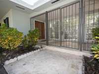 House 1363591240