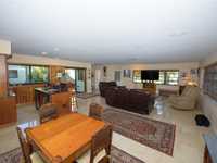 House 1363590874