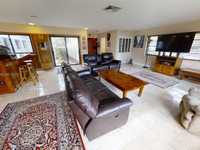 House 1363591295