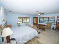 House 1363590886