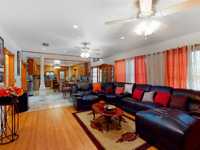 House 1358166063