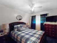 House 1358166072