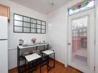 House 1372654828