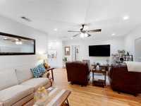 House 1374961371