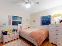 House 1374961406