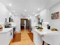 House 1374961367