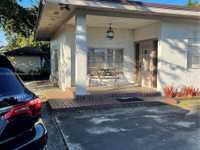 House 1381309015