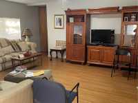 House 1381309043