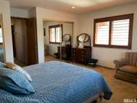 House 1398303225