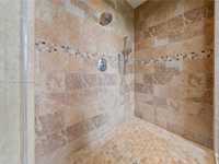 House 1398855593