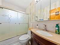 House 1564874998