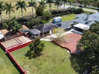 House 1641384018