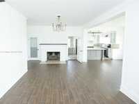 House 1641384109