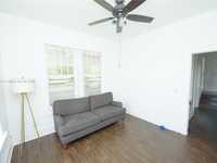House 1641384189