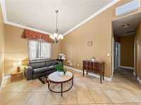 House 1482816323