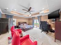 House 1482816325
