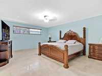 House 1428489013