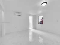 House 1428489021