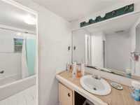 House 1430446794