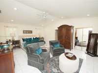 House 1574576926