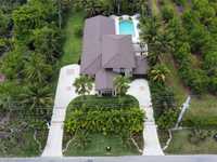 House 1574577149