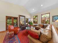 House 1442218647