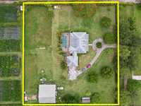 House 1627835225