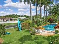 House 1505278041