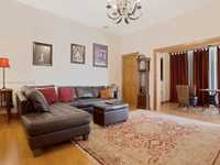 House 1616422421
