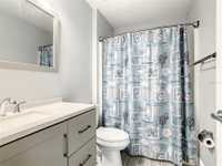 House 1510404647