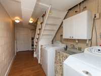 House 1515597826