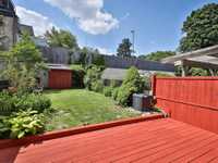 House 1515597827