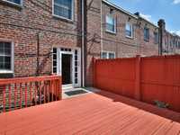 House 1515597835