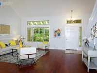 House 1519419467