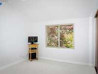 House 1519419567