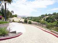 House 1519419689