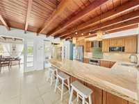 House 1649308858
