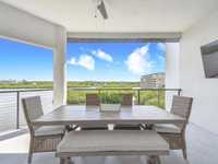 House 2706276325