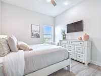 House 2706276407