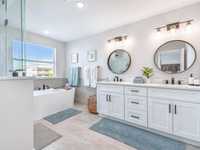 House 2706276471